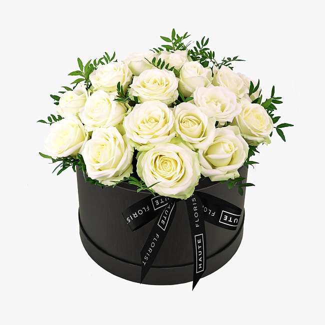 Avalanche White Roses in a Box