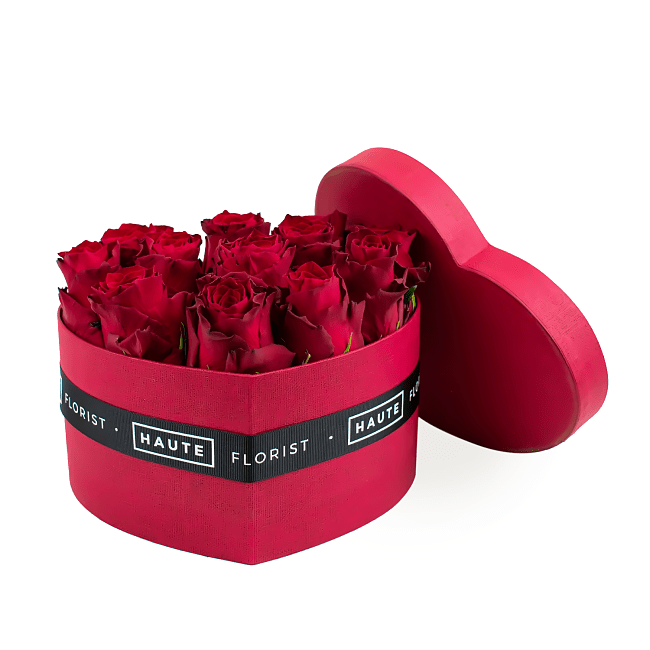 Hat box with flowers 'Bouquet of 19 red roses in a box' - order and send  for 51 $ with same day delivery - MyGlobalFlowers